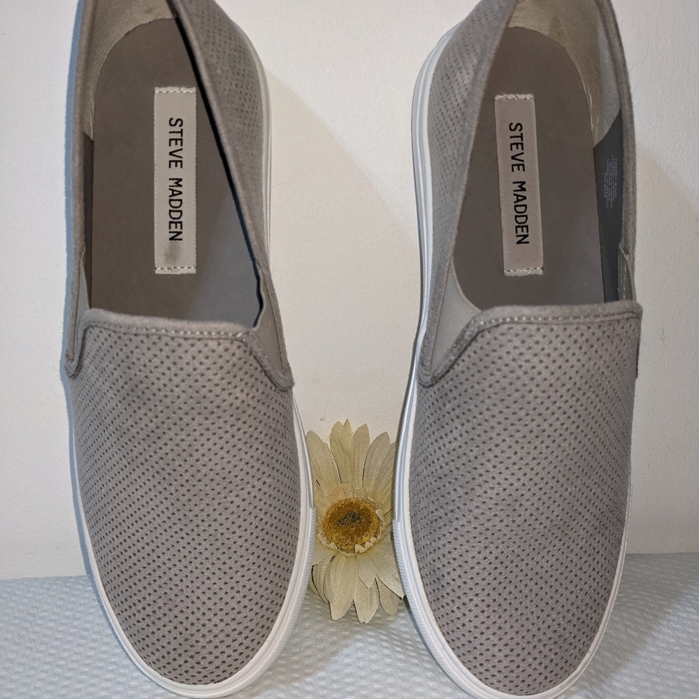 NEW Steve Madden Zaray Gray Slip Ons Size 8.5 Brushed Suede Finish